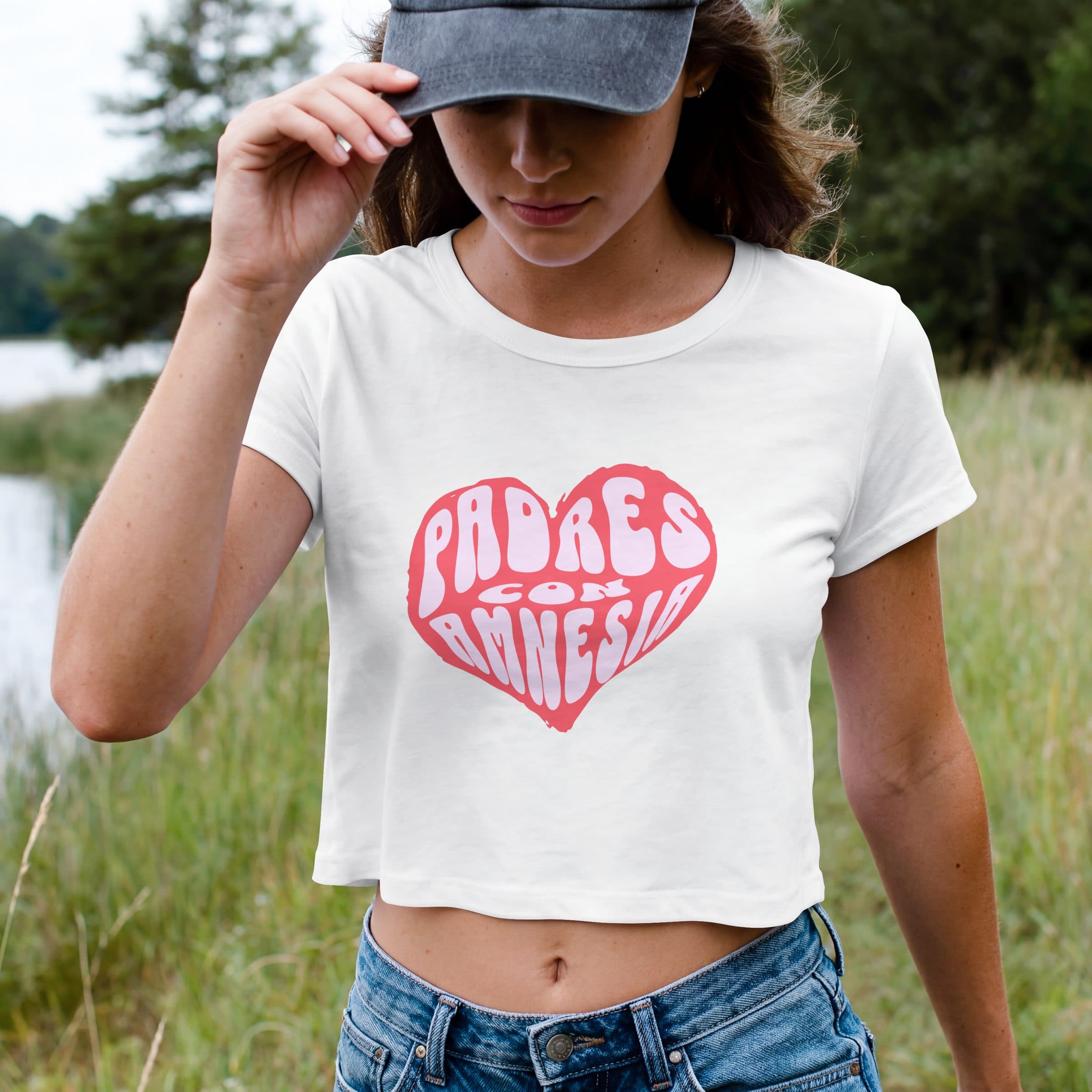 Camiseta Madres con amnesia, corazón rosa